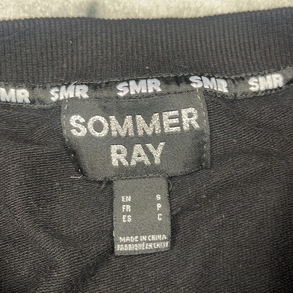 Black long sleeve crop top (S) - Picture 2 of 4